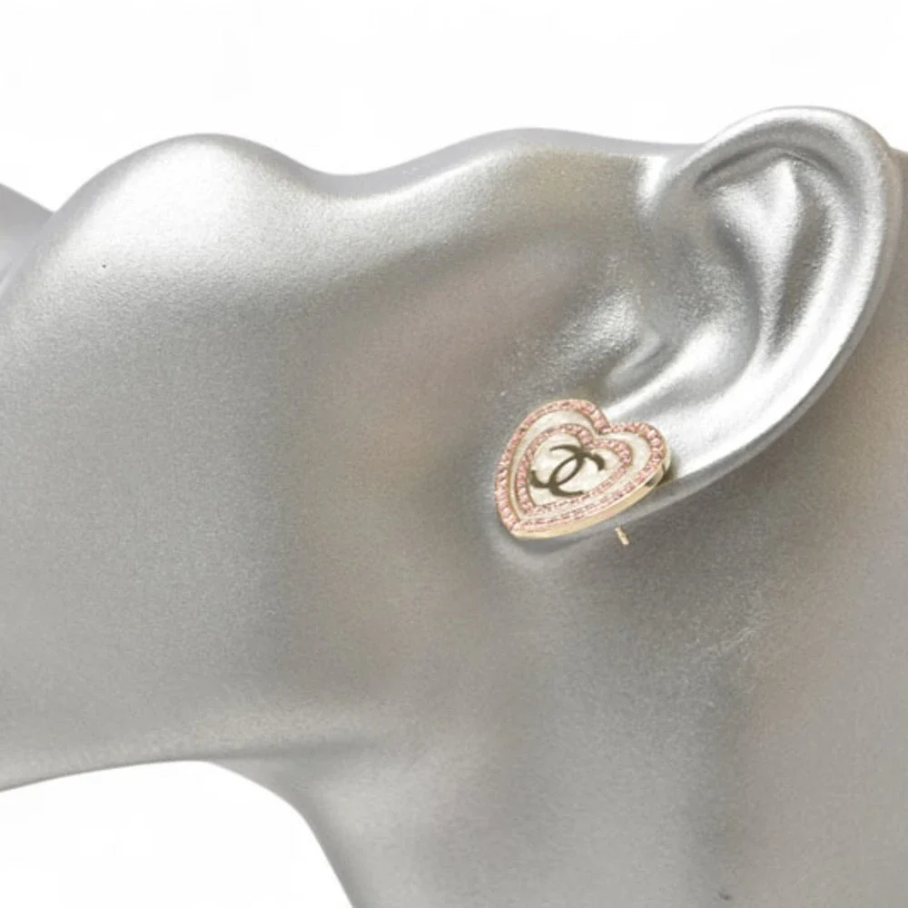 CHANEL Gold Heart Earrings